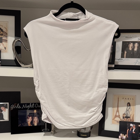 Abercrombie & Fitch Tops - Abercrombie Paloma Top